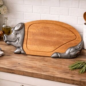 Pig Shaped Wooden Cutting Board Charcuterie Metal Farmhouse Kitchen Decor